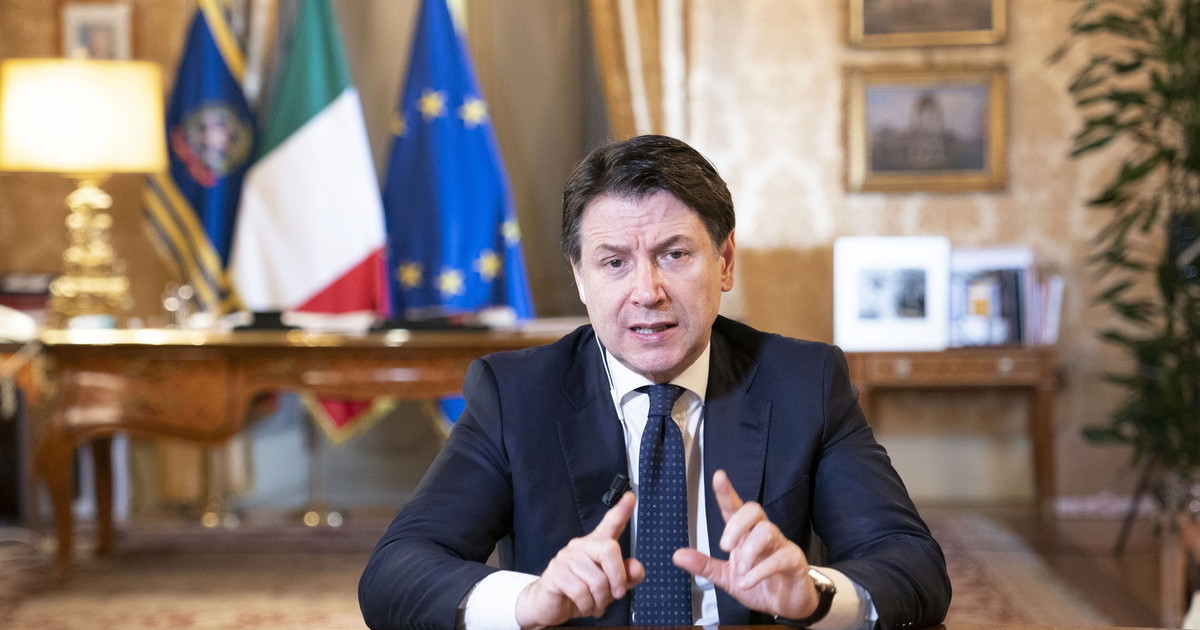 Giuseppe Conte fuorilegge. Renato Farina: