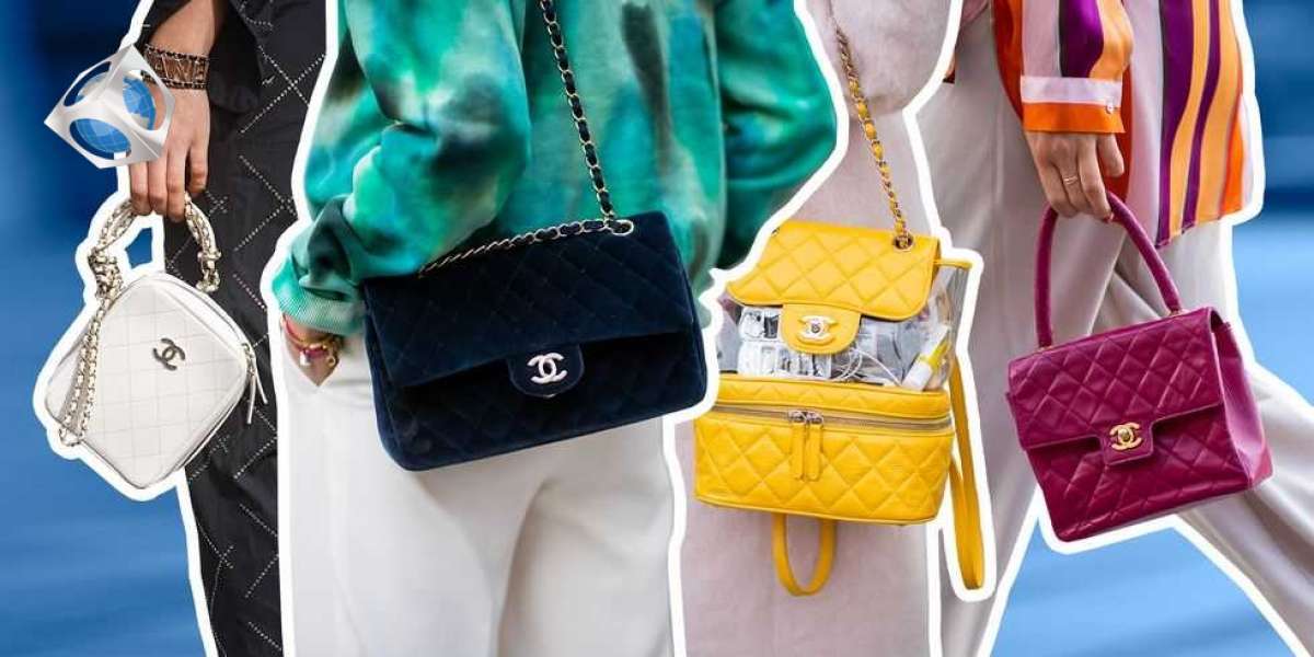 Latest Fashion Trending in  Handbags and Purses