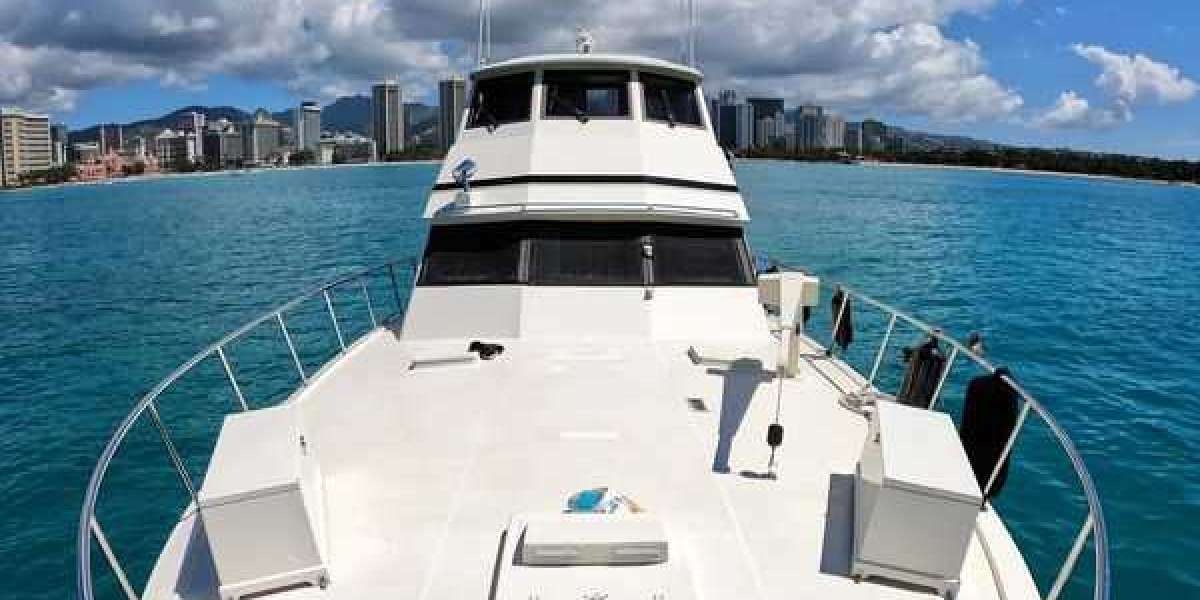 Luxury Hawaii Yacht Rental- Book the Best Service