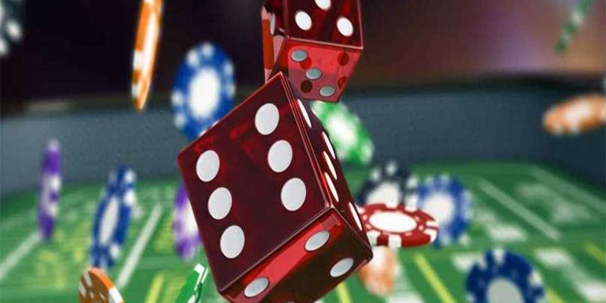 An online casino's profit margin