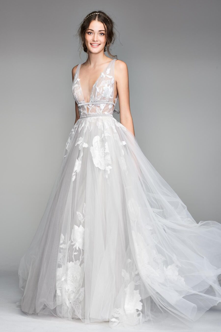Top Mistakes People Make During Wedding Dress Shopping – Flares Bridal