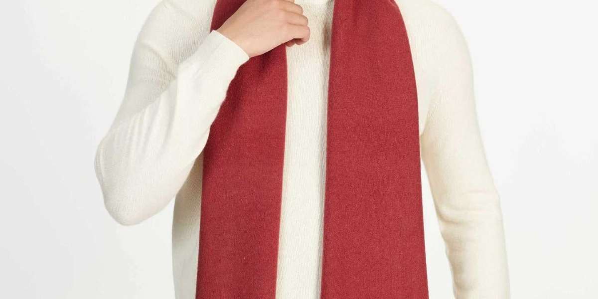 How To Buy The Best Cashmere Scarf That Lasts a Lifetime