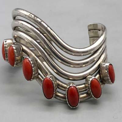 Unique Coral Bracelet by Na Na Ping Profile Picture