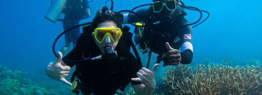 Seahawks Scuba Cover Image